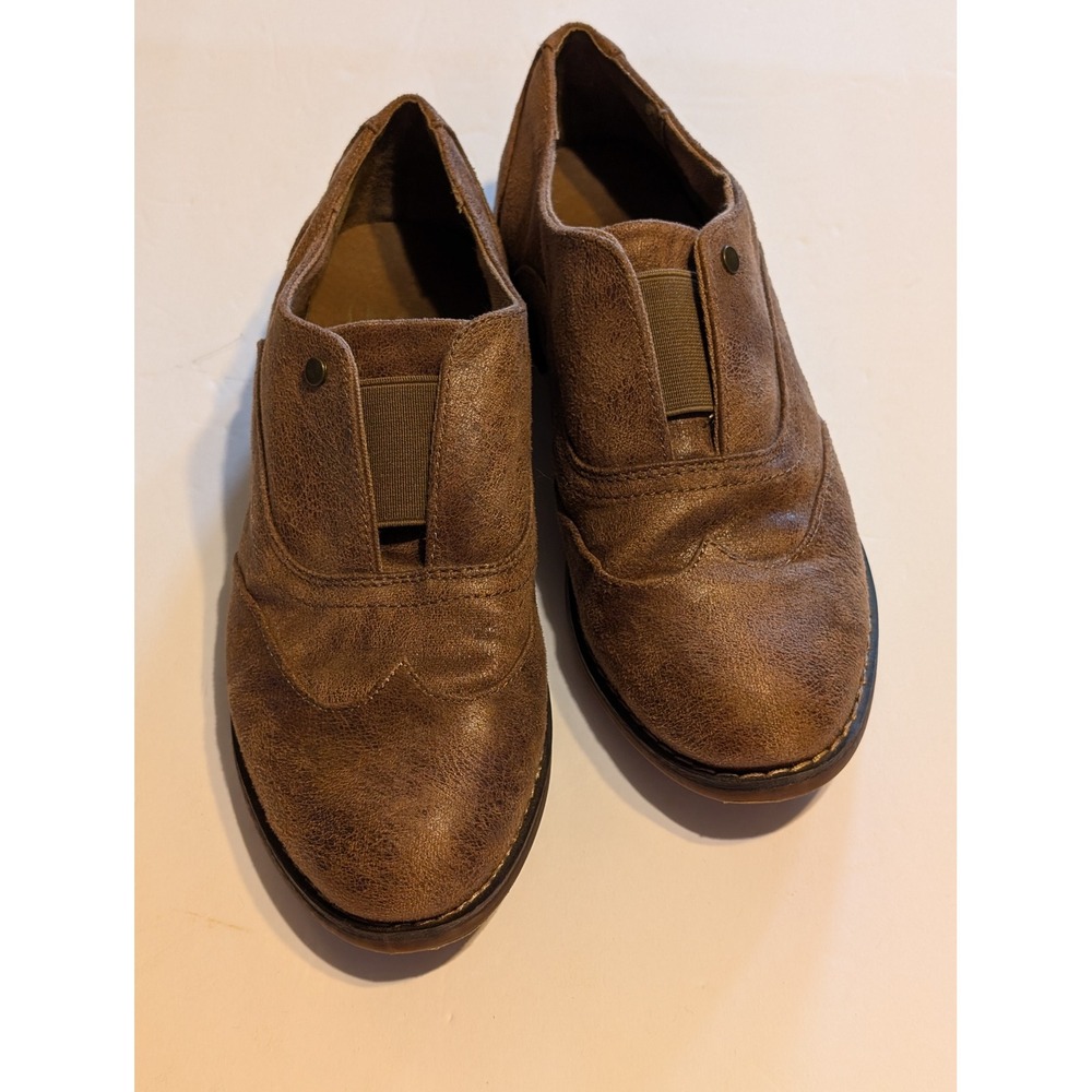 B52 by Bullboxer Minimalist Distressed Brown Slip On Oxford Shoes Size 6.5